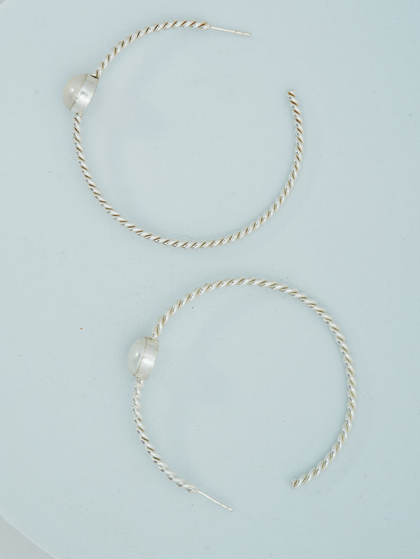 Hoop Earrings with Freshwater Pearl